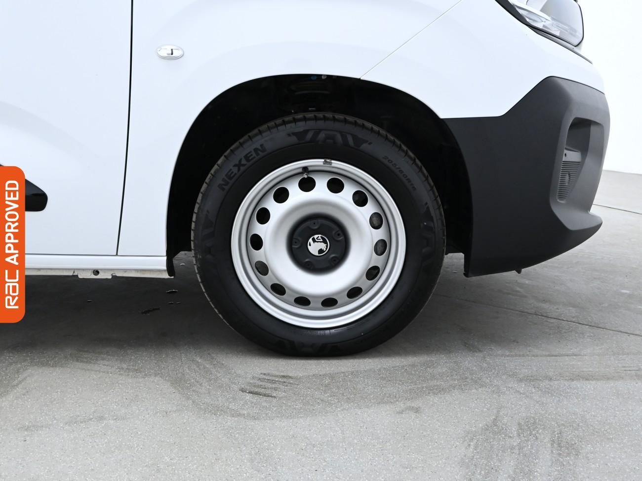 Used Vauxhall Combo 2024 for sale - 76697642: Photo 25