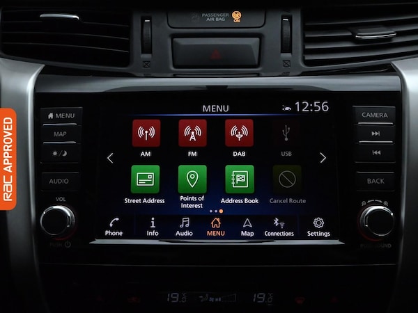 Used Nissan Navara 2020 for sale - 75787272: Photo 18
