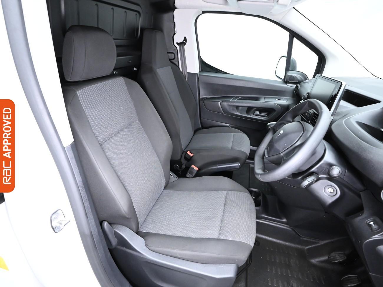 Used Peugeot Partner 2023 for sale - 76697639: Photo 2