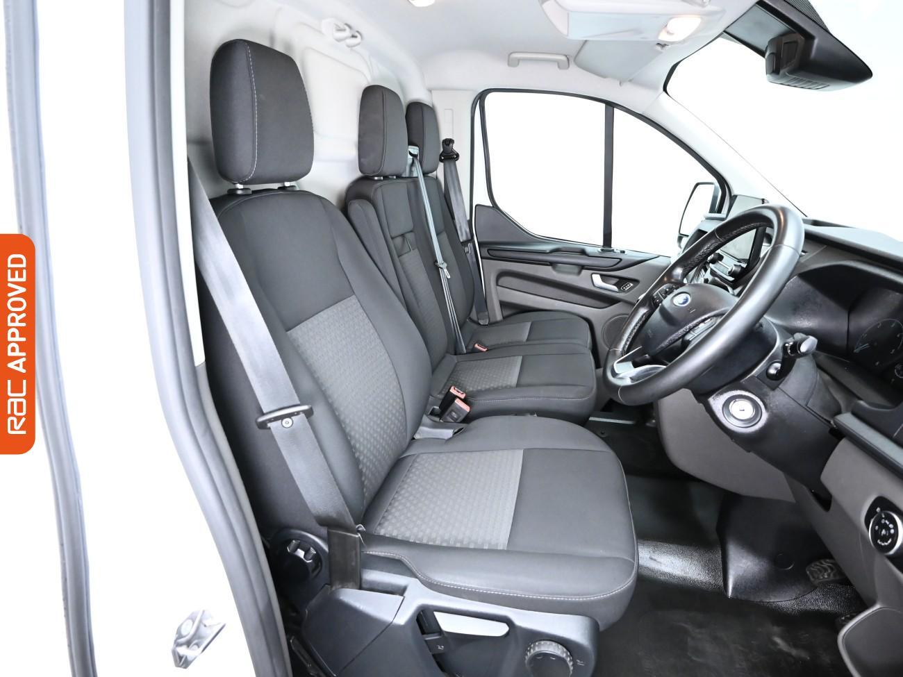 Used Ford Transit Custom 2023 for sale - 75898576: Photo 2