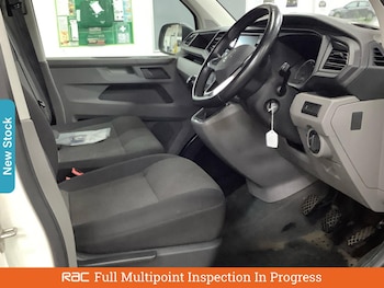 Used Volkswagen Transporter 2021 for sale - 75480836: Photo