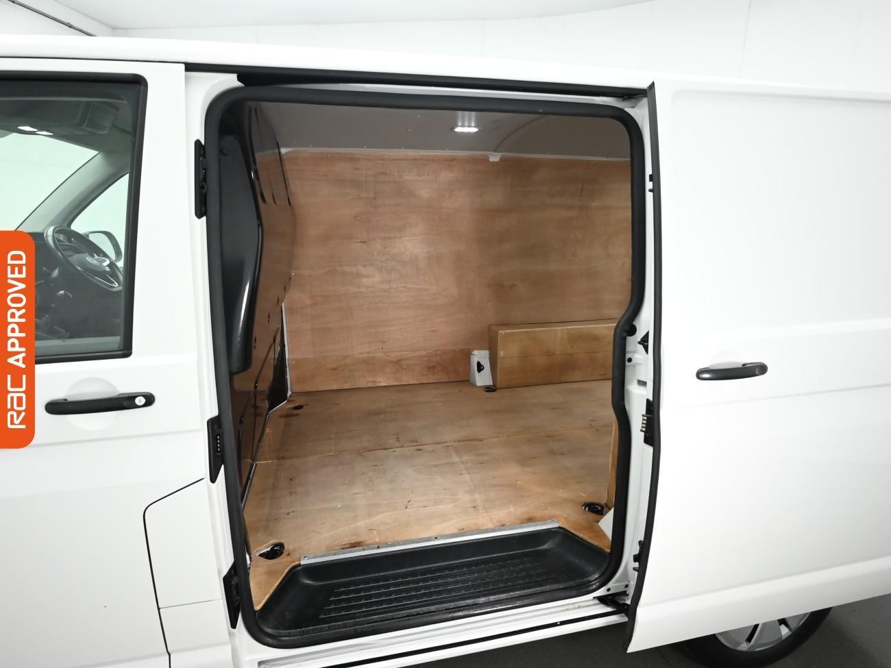 Used Volkswagen Transporter 2022 for sale - 76509055: Photo 12