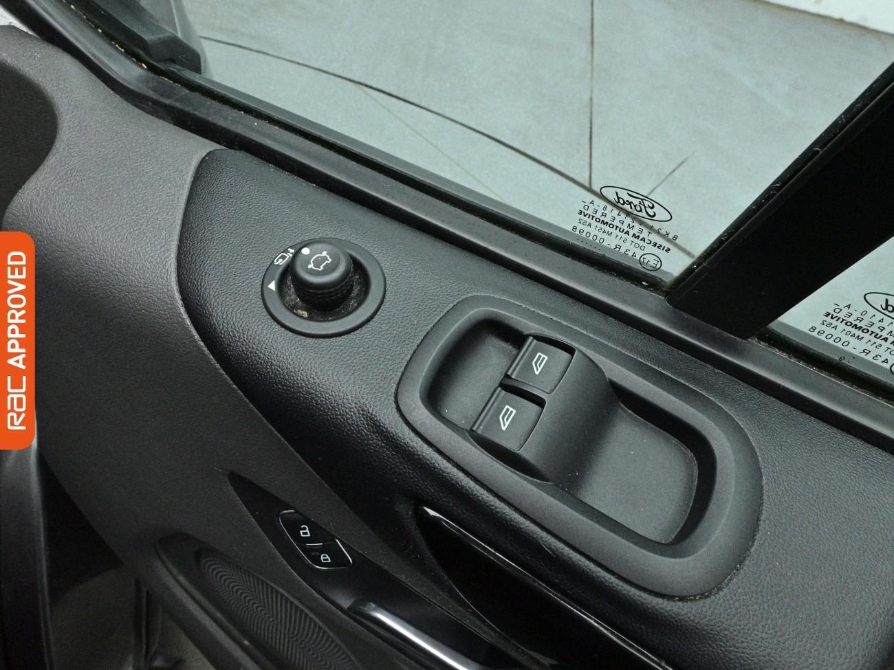 Used Ford Transit Custom 2019 for sale - 77555599: Photo 23