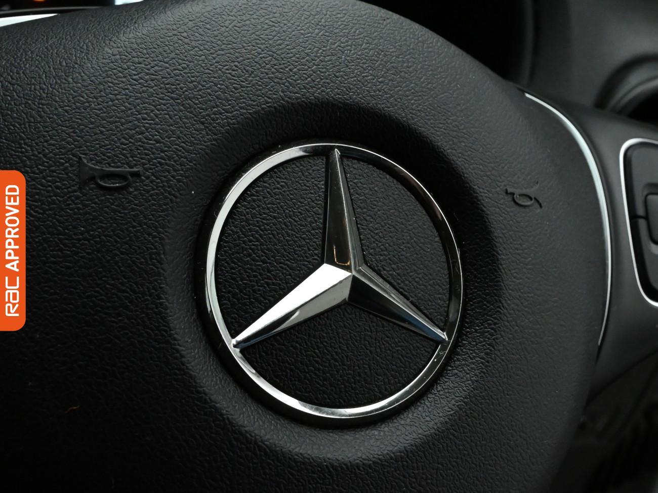 Used Mercedes-Benz Vito 2020 for sale - 76955437: Photo 16