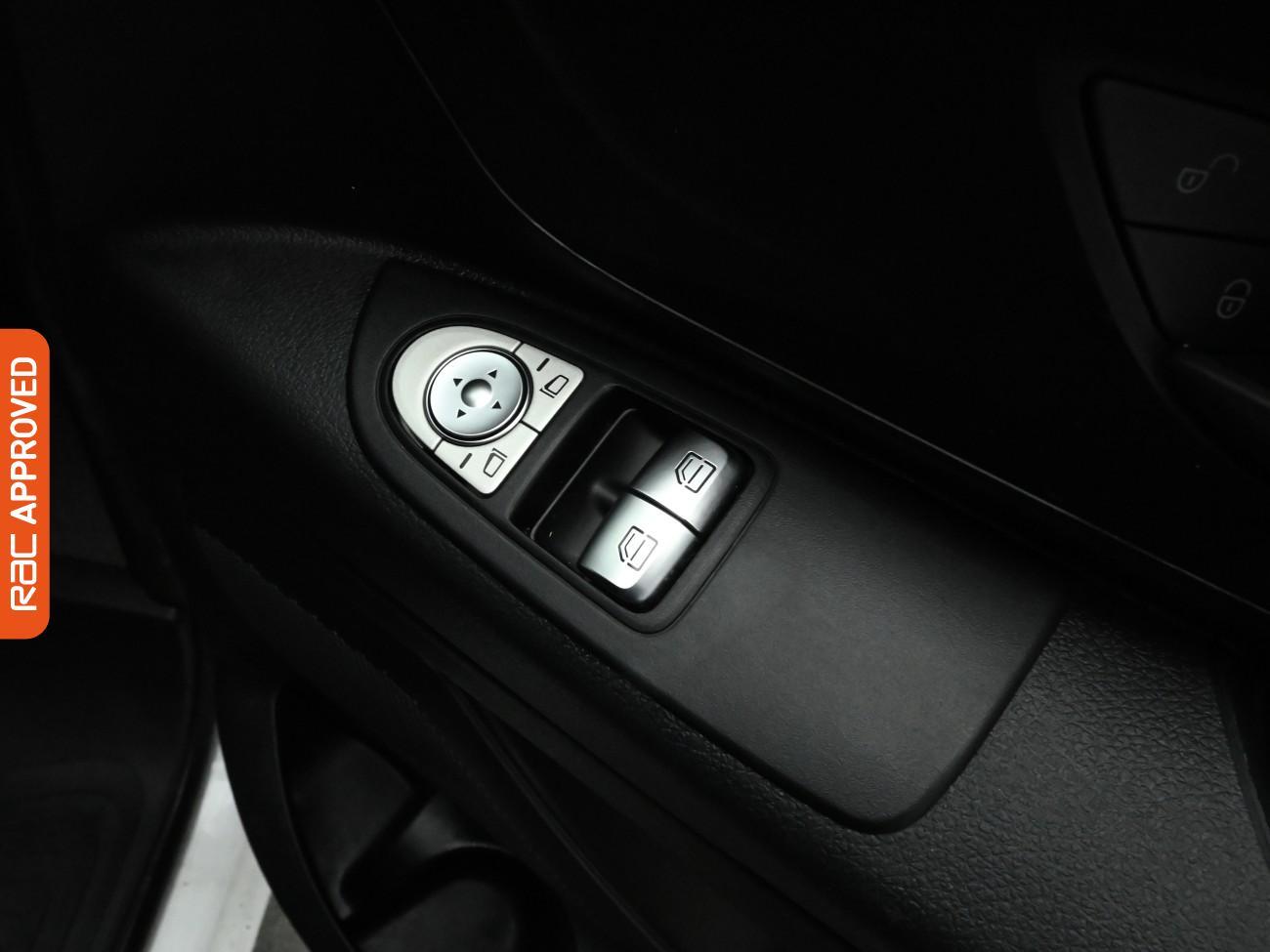 Used Mercedes-Benz Vito 2020 for sale - 76955437: Photo 19