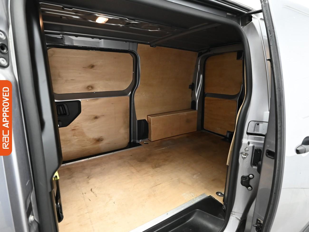 Used Citroen Dispatch 2023 for sale - 76896186: Photo 3