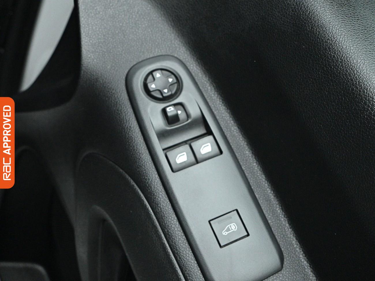 Used Peugeot Partner 2023 for sale - 77555618: Photo 19