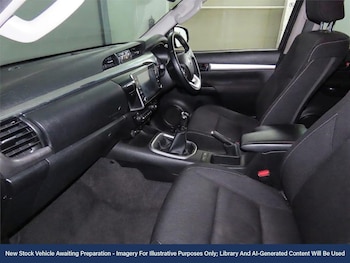 Used Toyota Hilux 2022 for sale - 78931951: Photo