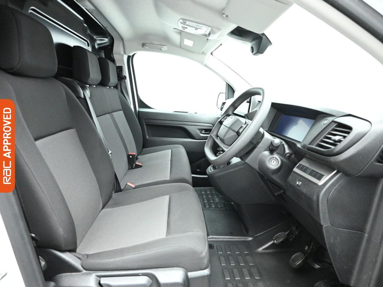 Used Vauxhall Vivaro 2024 for sale - 77443931: Photo 2