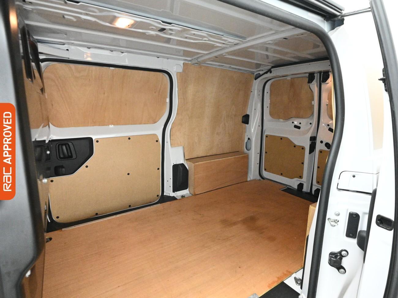 Used Vauxhall Vivaro 2024 for sale - 77443931: Photo 3