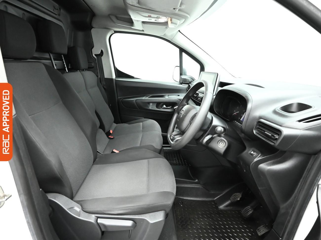 Used Citroen Berlingo 2021 for sale - 77680057: Photo 2