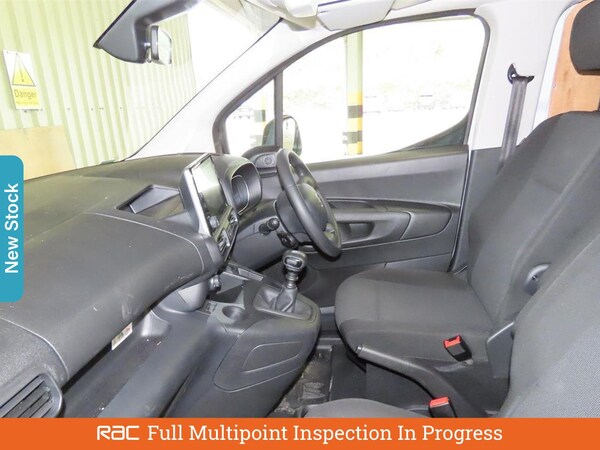 Used Citroen Berlingo 2024 for sale - 76170282: Photo 2