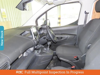 Used Citroen Berlingo 2024 for sale - 76170282: Photo 2