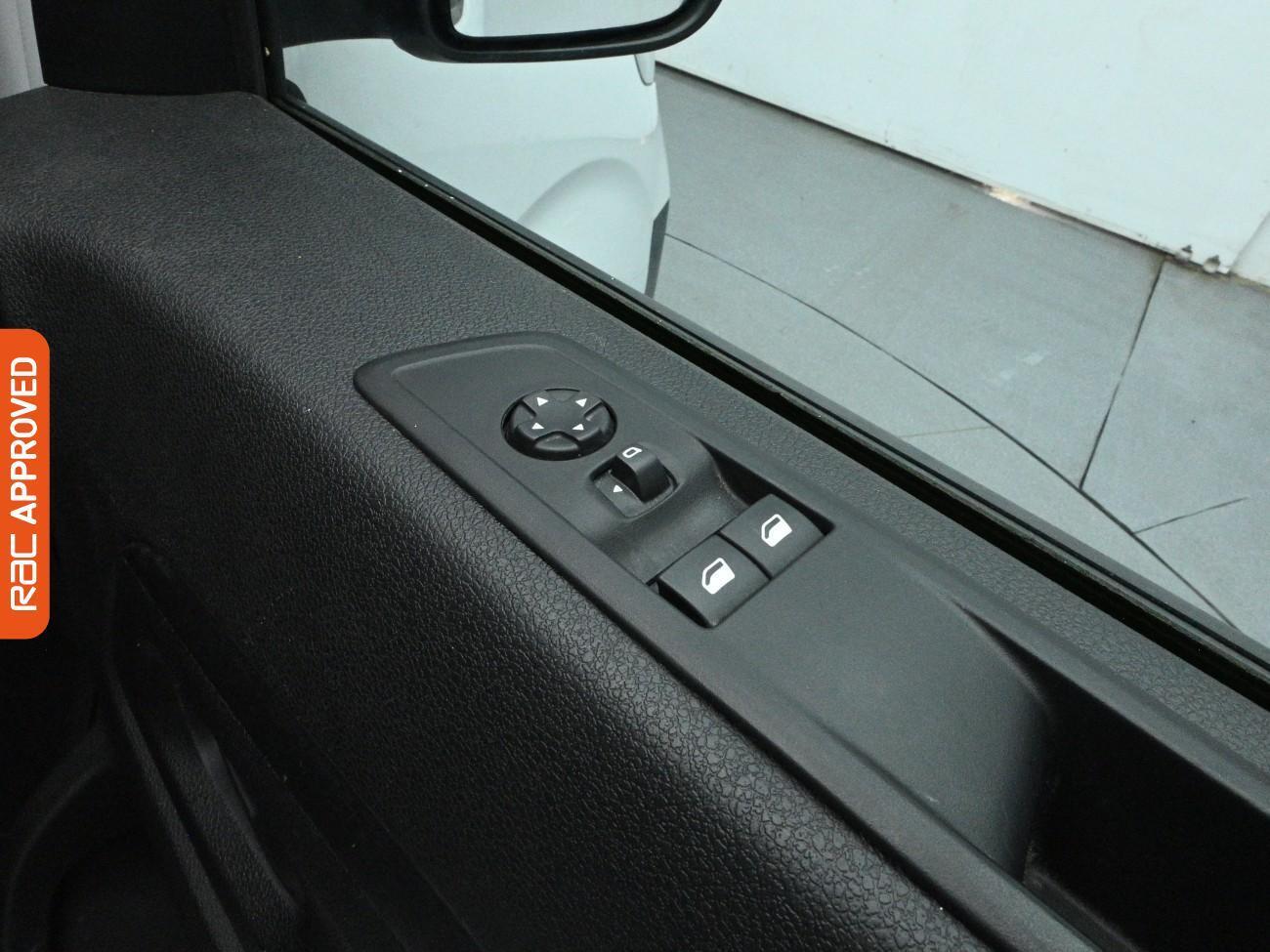 Used Vauxhall Vivaro 2024 for sale - 77443915: Photo 25