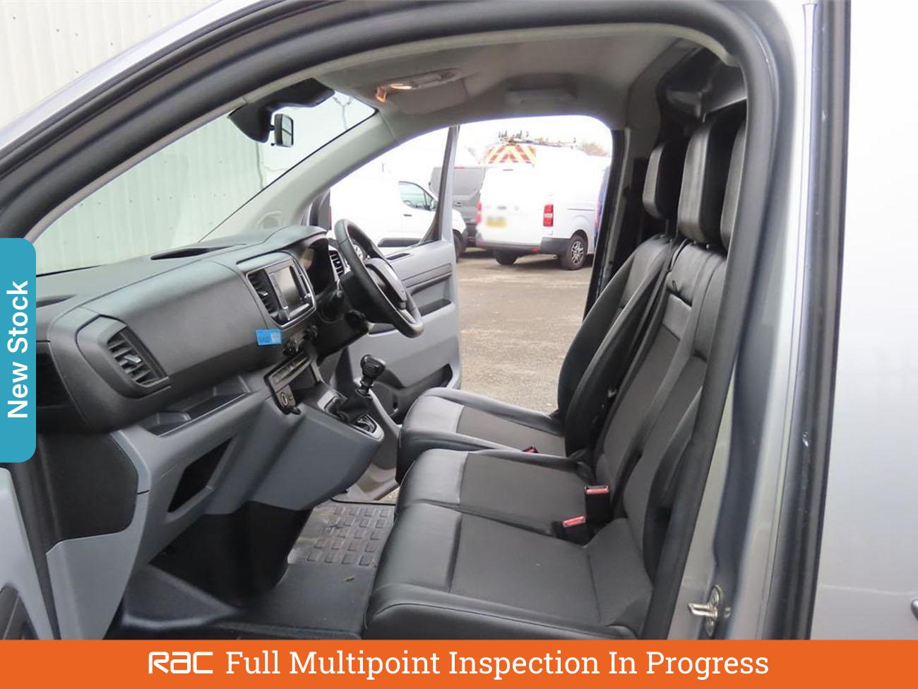Used Vauxhall Vivaro 2020 for sale - 77382687: Photo 2