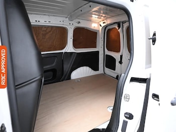 Used Citroen Berlingo 2020 for sale - 77117811: Photo