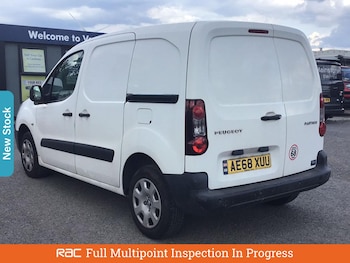Used Peugeot Partner 2018 for sale - 78554590: Photo