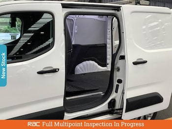 Used Citroen Berlingo 2021 for sale - 76480949: Photo