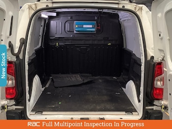 Used Citroen Berlingo 2021 for sale - 76480949: Photo