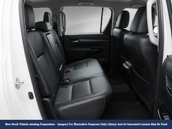 Used Toyota Hilux 2022 for sale - 79173020: Photo