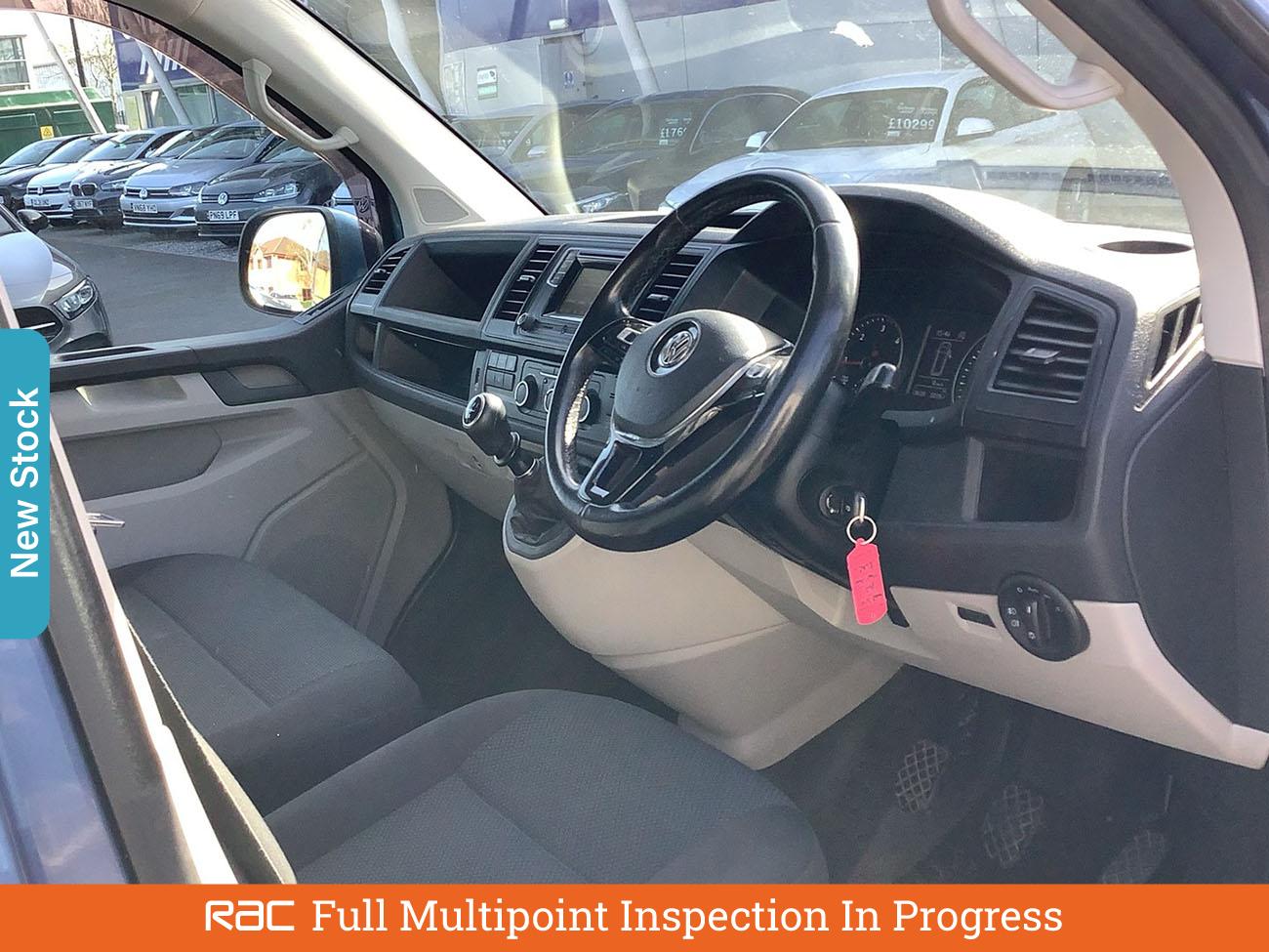 Used Volkswagen Transporter 2018 for sale - 78092229: Photo 3