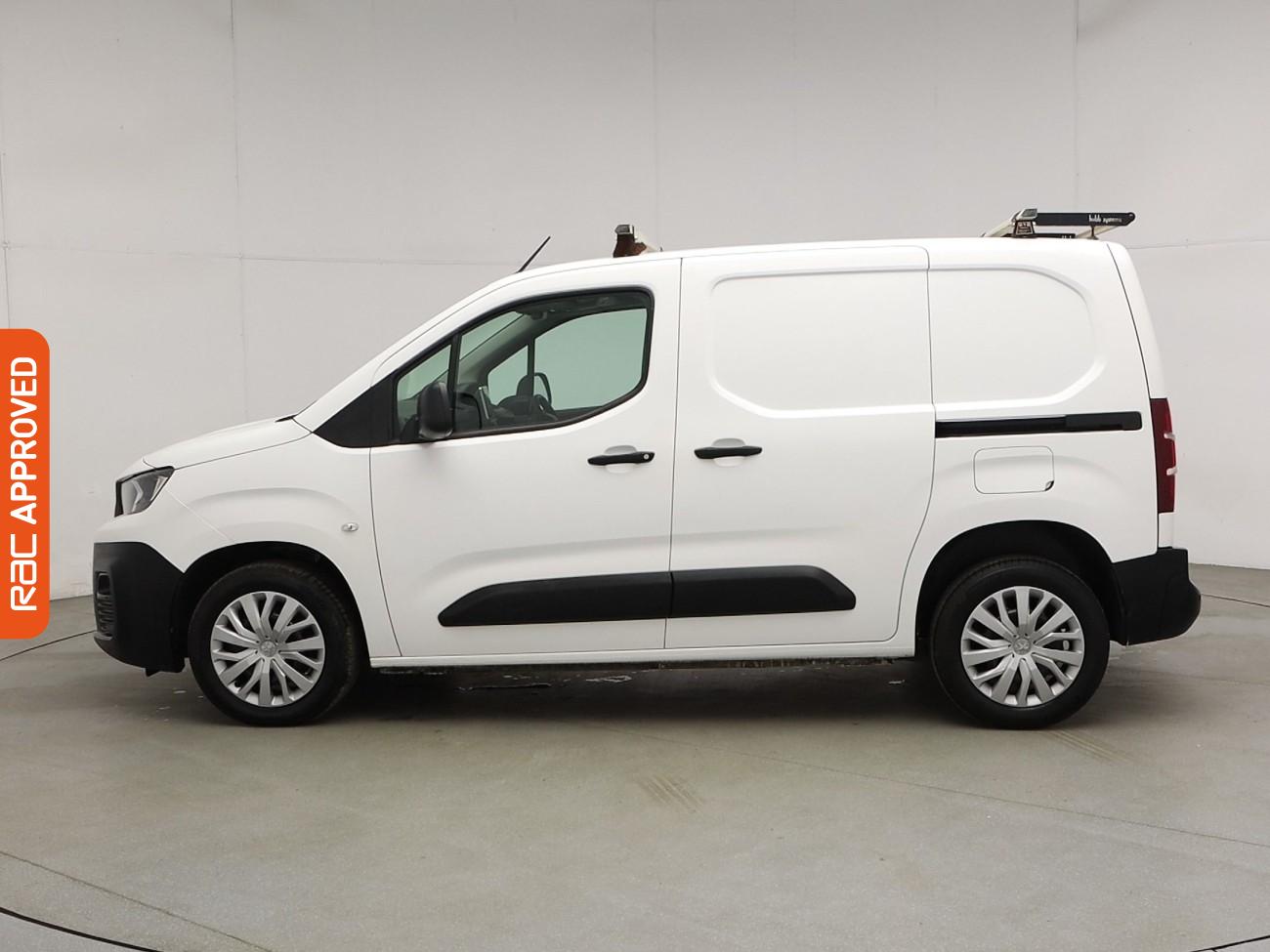 Vehicle 28