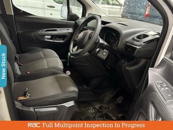Used Citroen Berlingo 2023 for sale - 76170273: Photo
