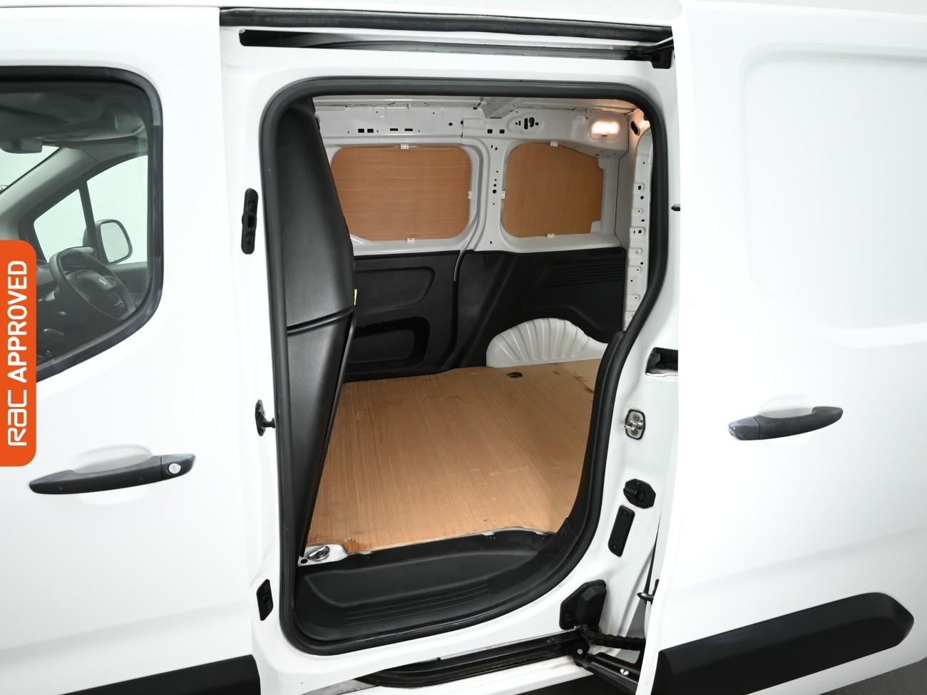 Used Peugeot Partner 2020 for sale - 77000616: Photo 13