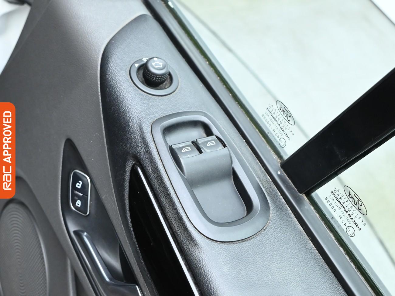 Used Ford Transit Custom 2019 for sale - 76065220: Photo 21