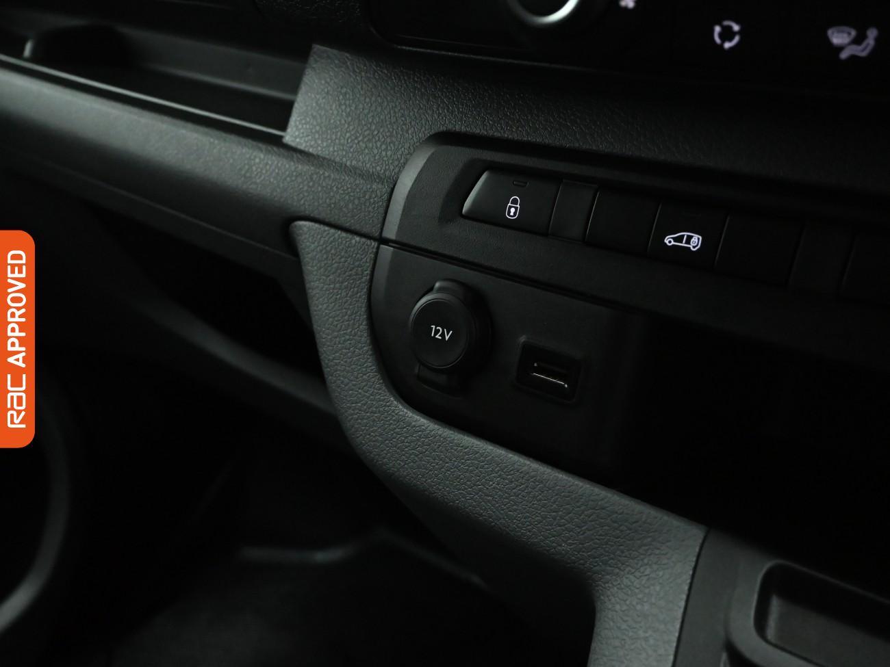 Used Peugeot e-Expert 2023 for sale - 77138855: Photo 18