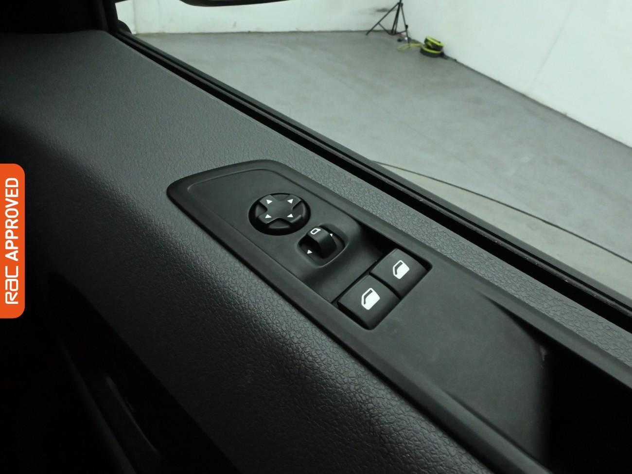 Used Peugeot e-Expert 2023 for sale - 77138855: Photo 26