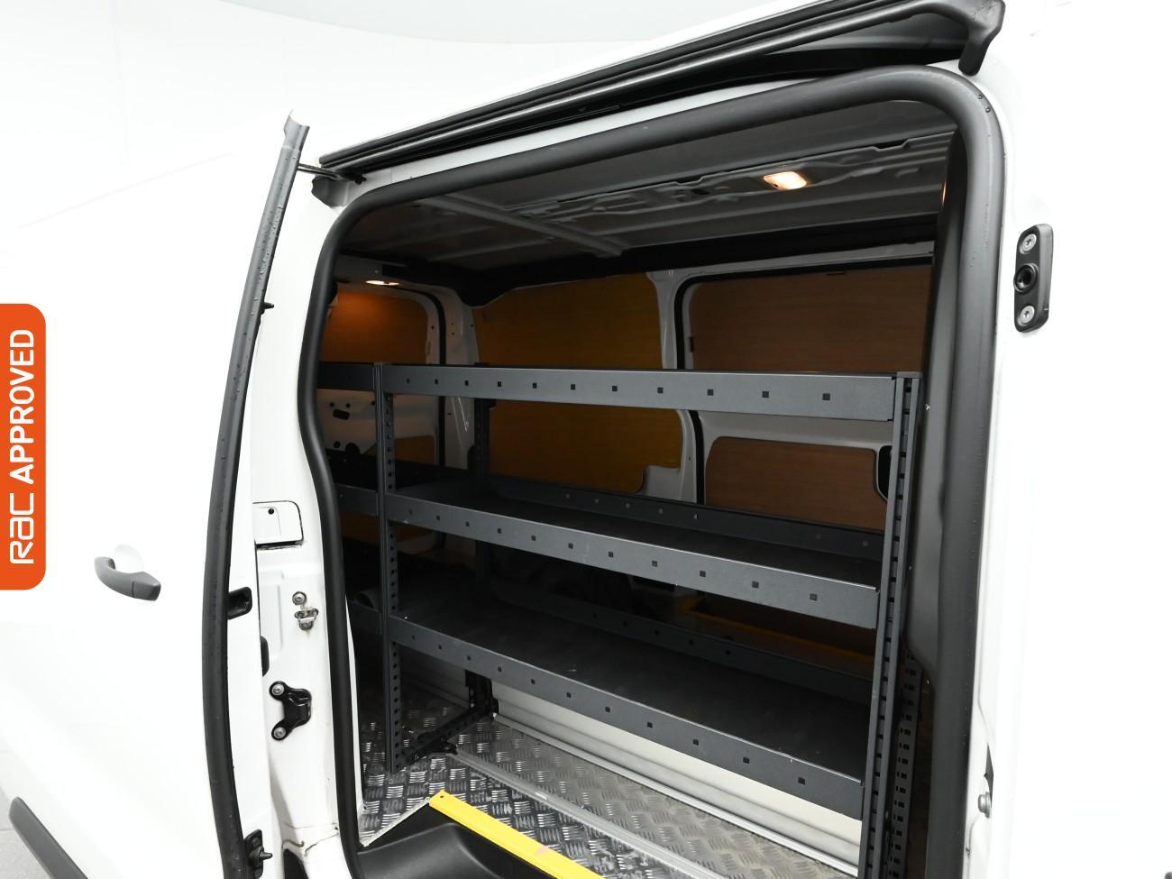 Used Peugeot e-Expert 2021 for sale - 76782946: Photo 15