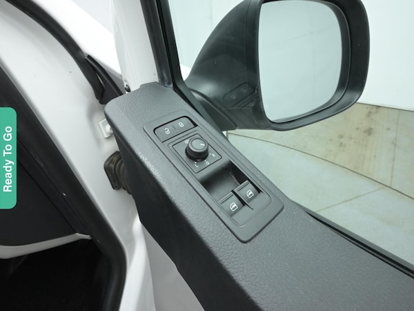 Used Volkswagen Transporter 2018 for sale - 73884670: Photo 23