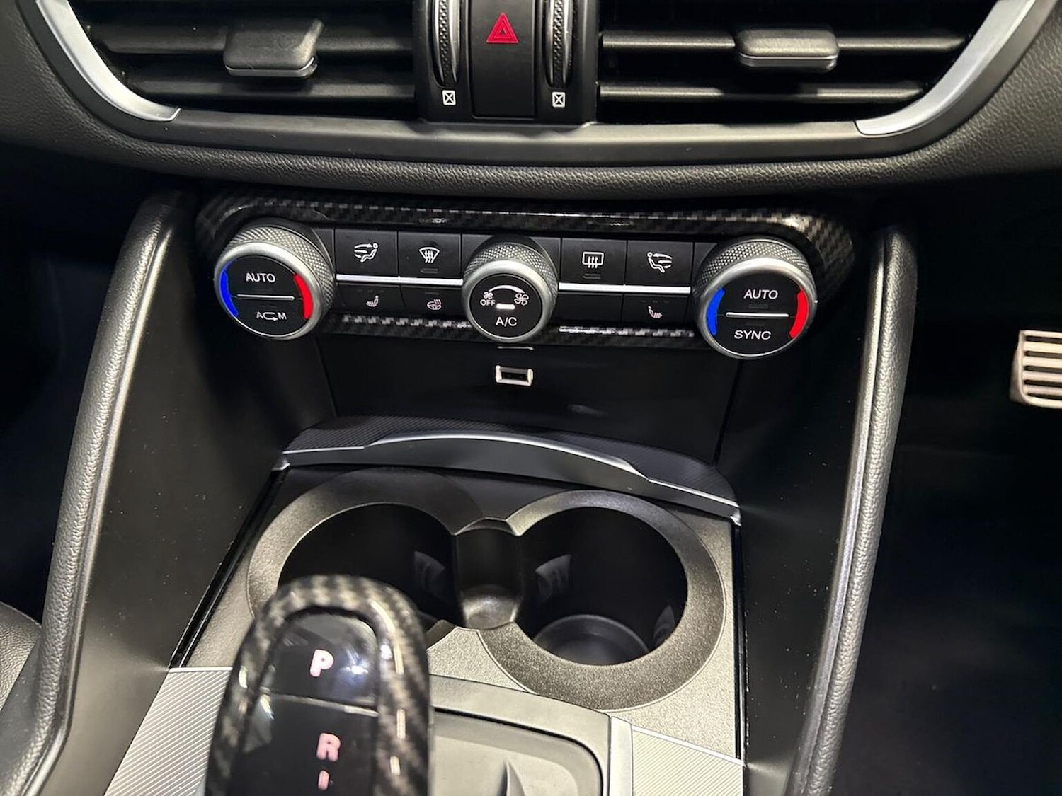 Used Alfa Romeo Giulia 2019 for sale - 77069316: Photo 12