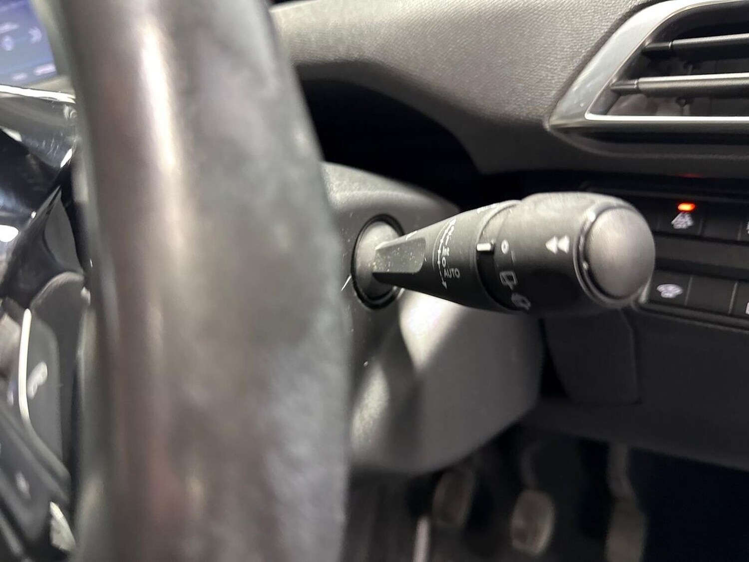 Used Peugeot 5008 2022 for sale - 76324623: Photo 27