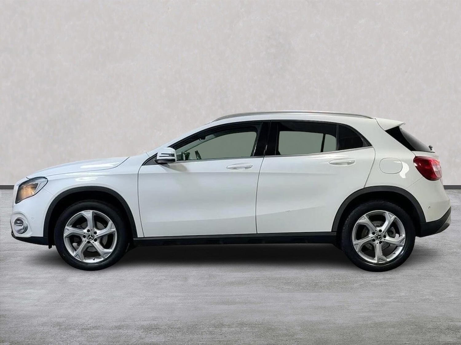 Used Mercedes-Benz GLA 2018 for sale - 76877982: Photo 19