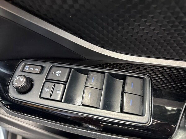 Used Toyota C-HR 2022 for sale - 76225025: Photo 21