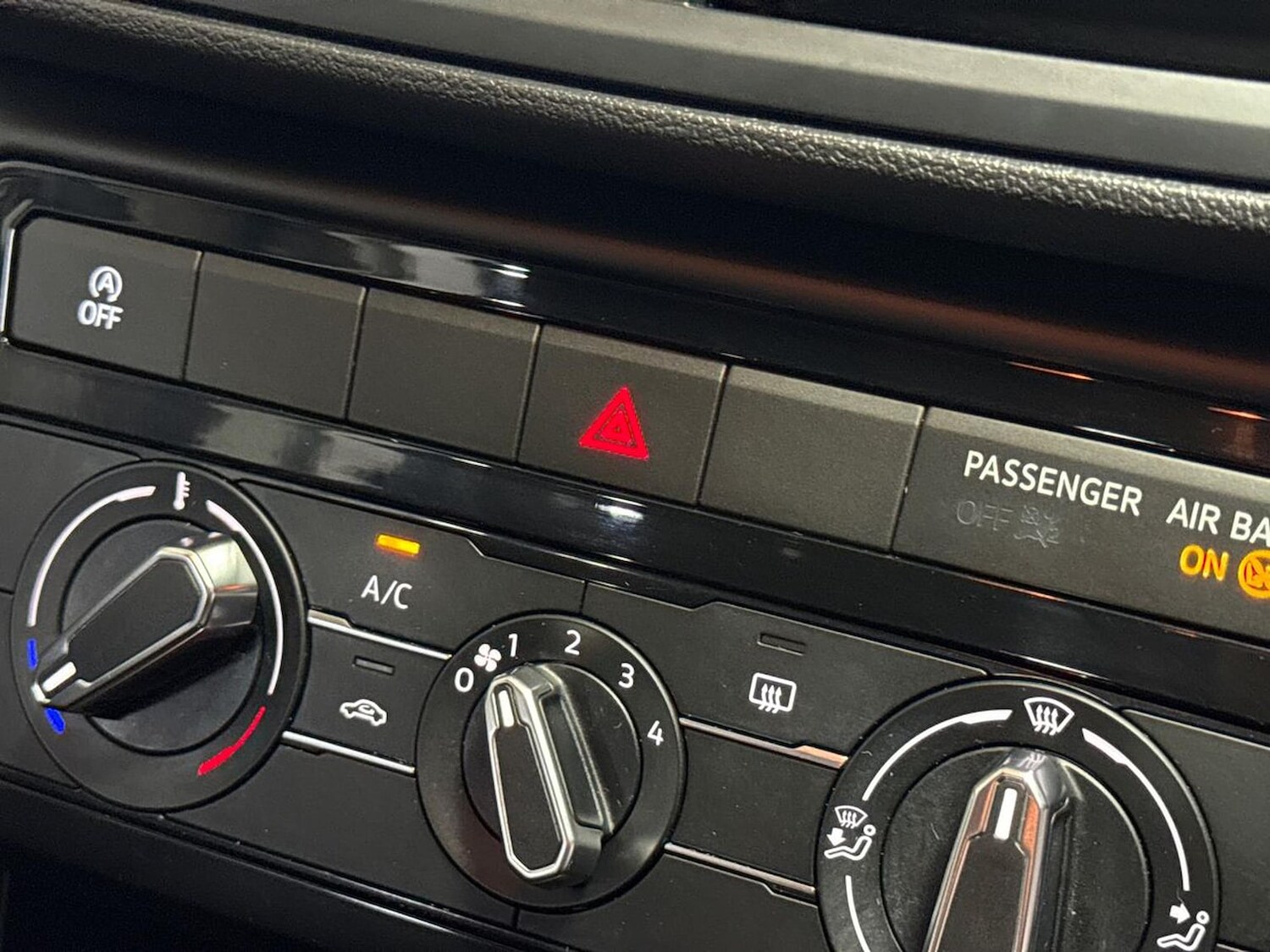 Used Volkswagen T-Cross 2022 for sale - 76157172: Photo 21