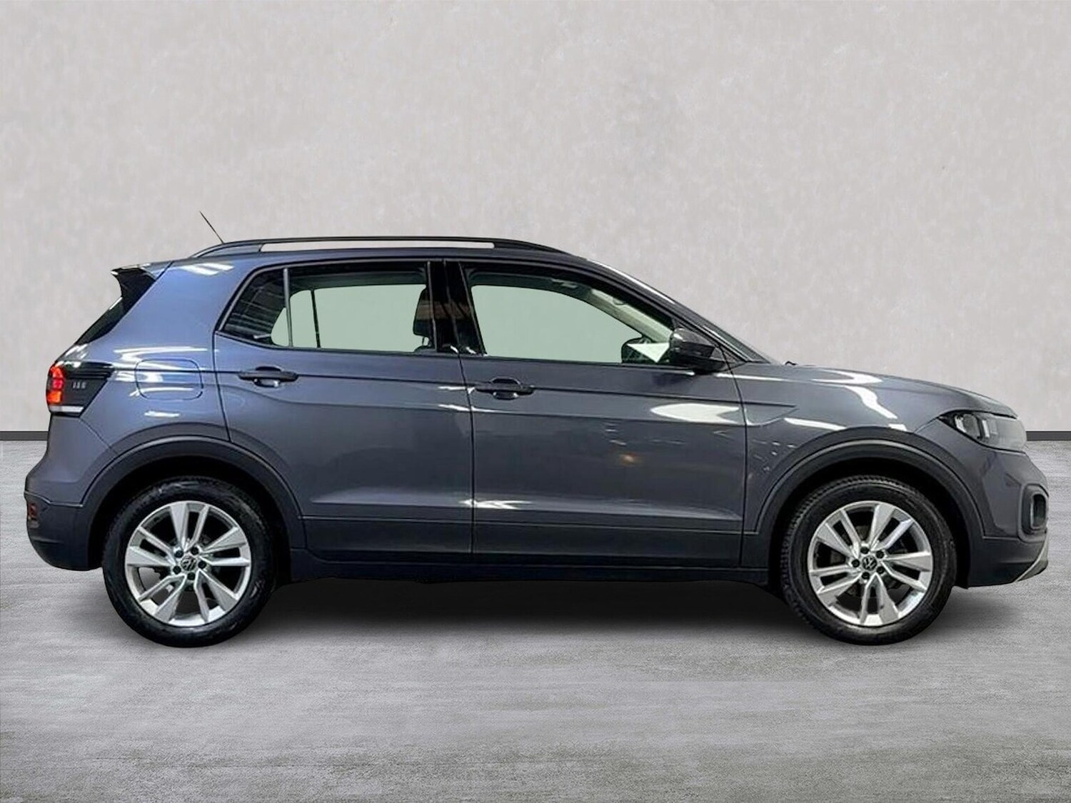 Used Volkswagen T-Cross 2022 for sale - 76157172: Photo 3
