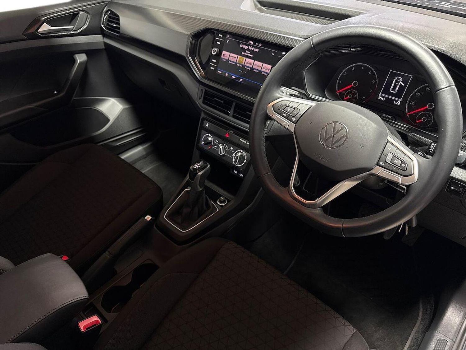 Used Volkswagen T-Cross 2022 for sale - 76157172: Photo 8