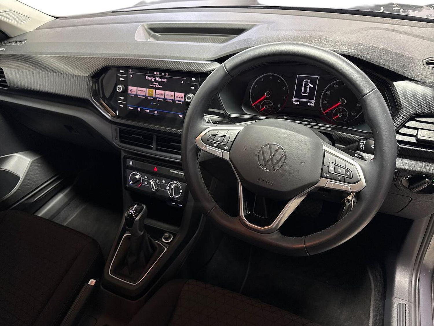 Used Volkswagen T-Cross 2022 for sale - 76157172: Photo 9
