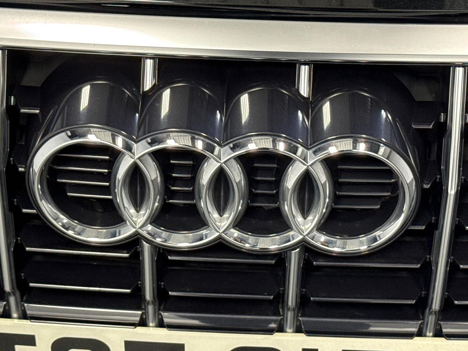 Used Audi Q3 2021 for sale - 76300732: Photo 28