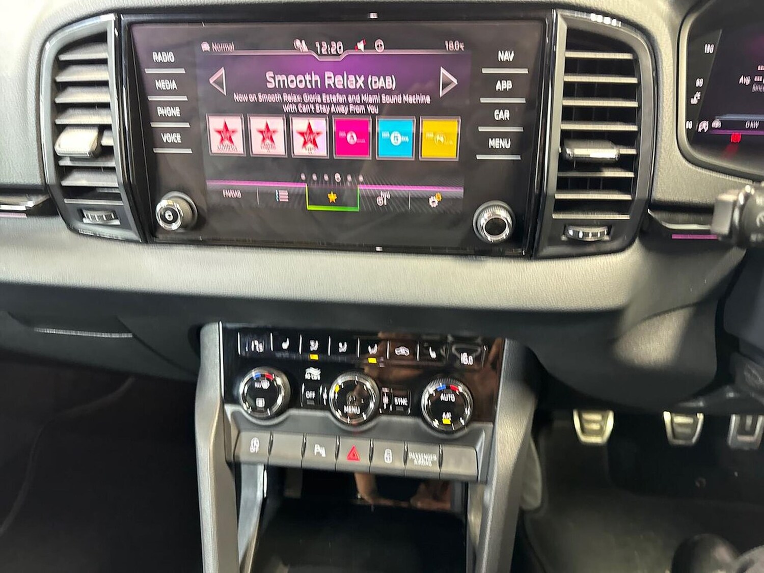 Used Skoda Karoq 2022 for sale - 76127186: Photo 23