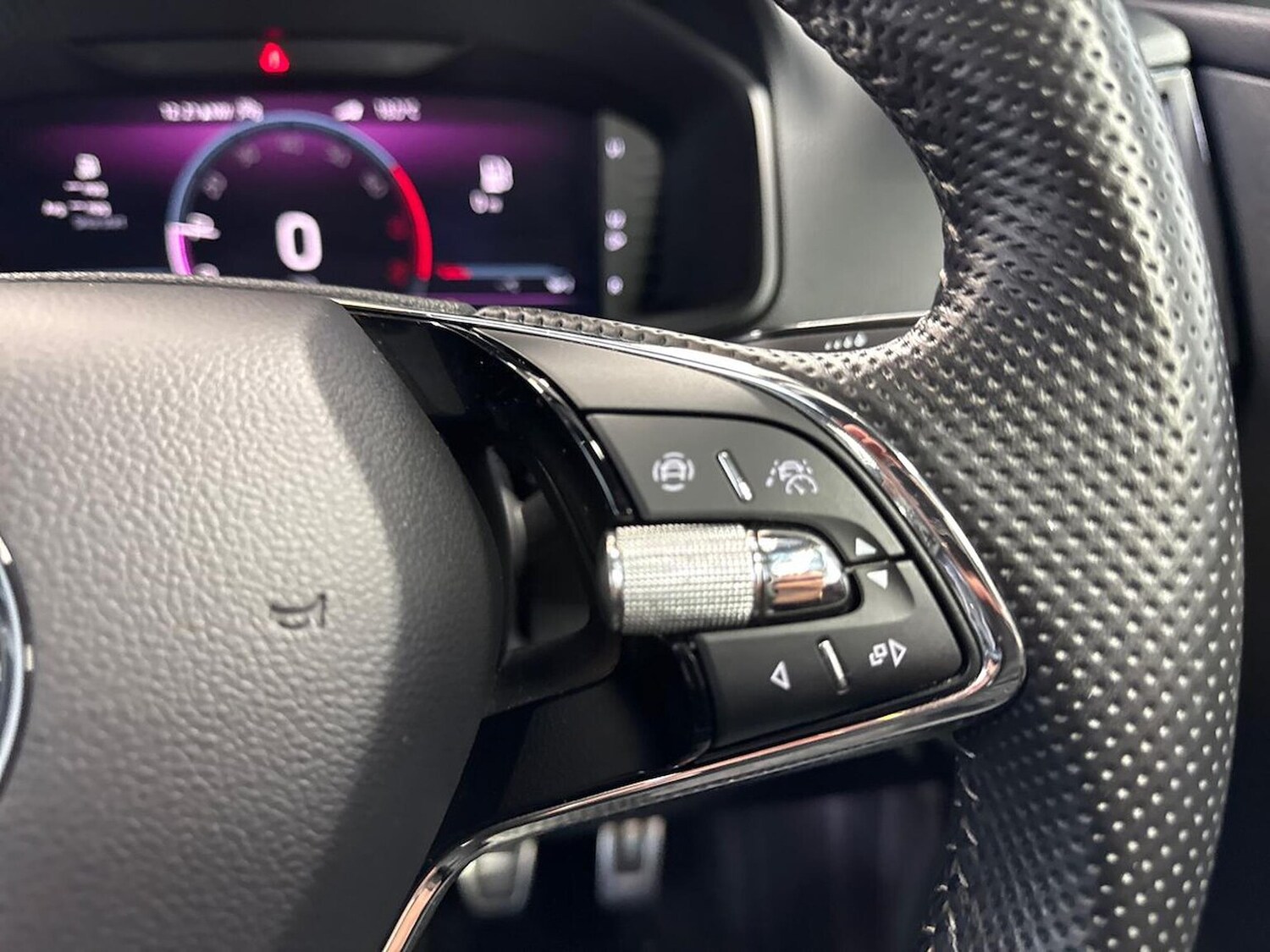 Used Skoda Karoq 2022 for sale - 76127186: Photo 25