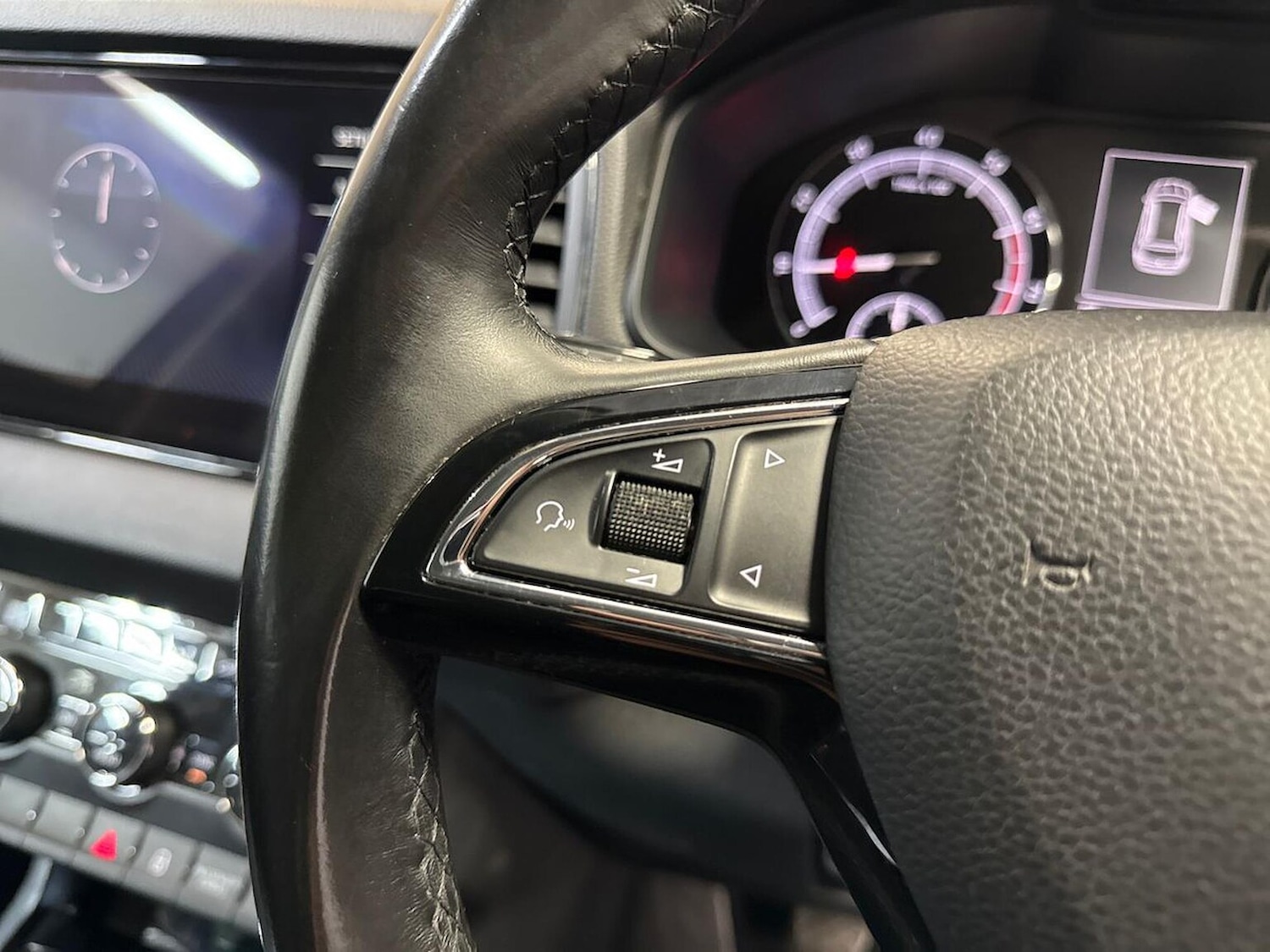 Used Skoda Karoq 2018 for sale - 76027509: Photo 25