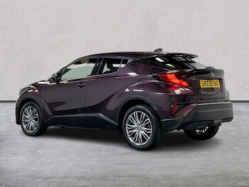 Used Toyota C-HR 2023 for sale - 75490812: Photo