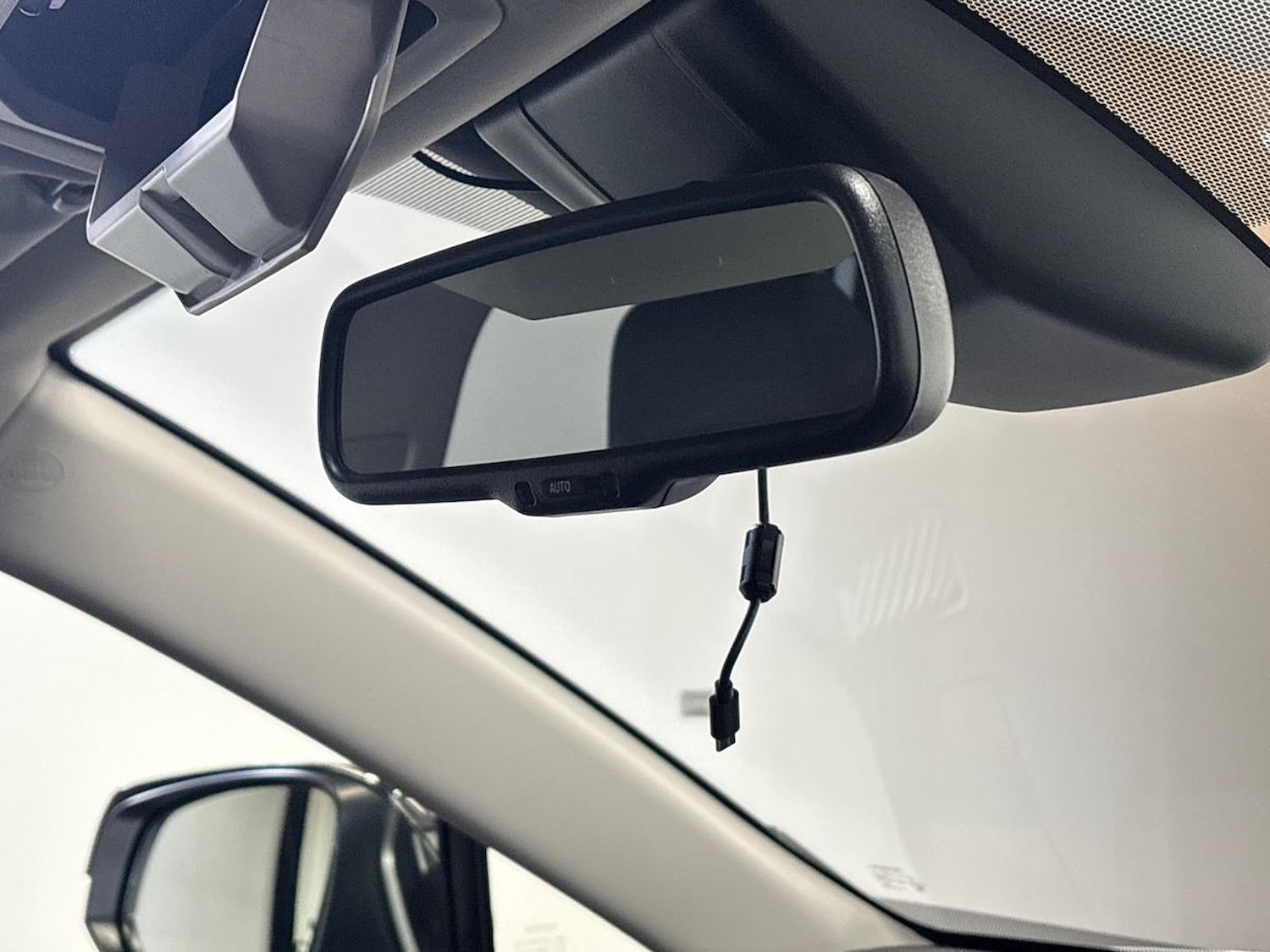 Used Toyota RAV4 2020 for sale - 76387196: Photo 14