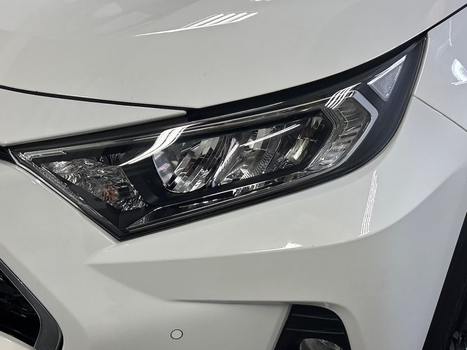 Used Toyota RAV4 2020 for sale - 76387196: Photo 29