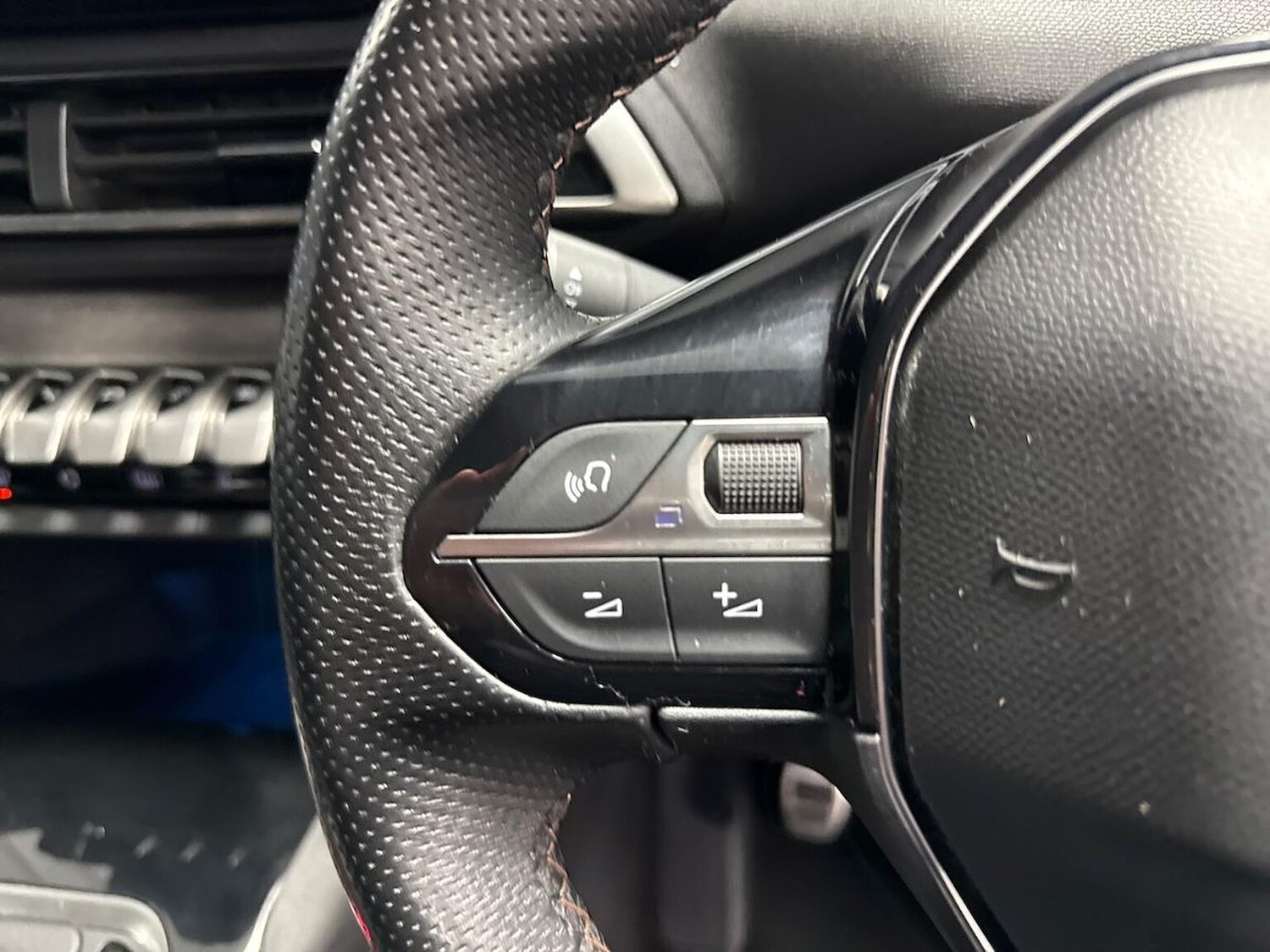 Used Peugeot 3008 2022 for sale - 76412478: Photo 24