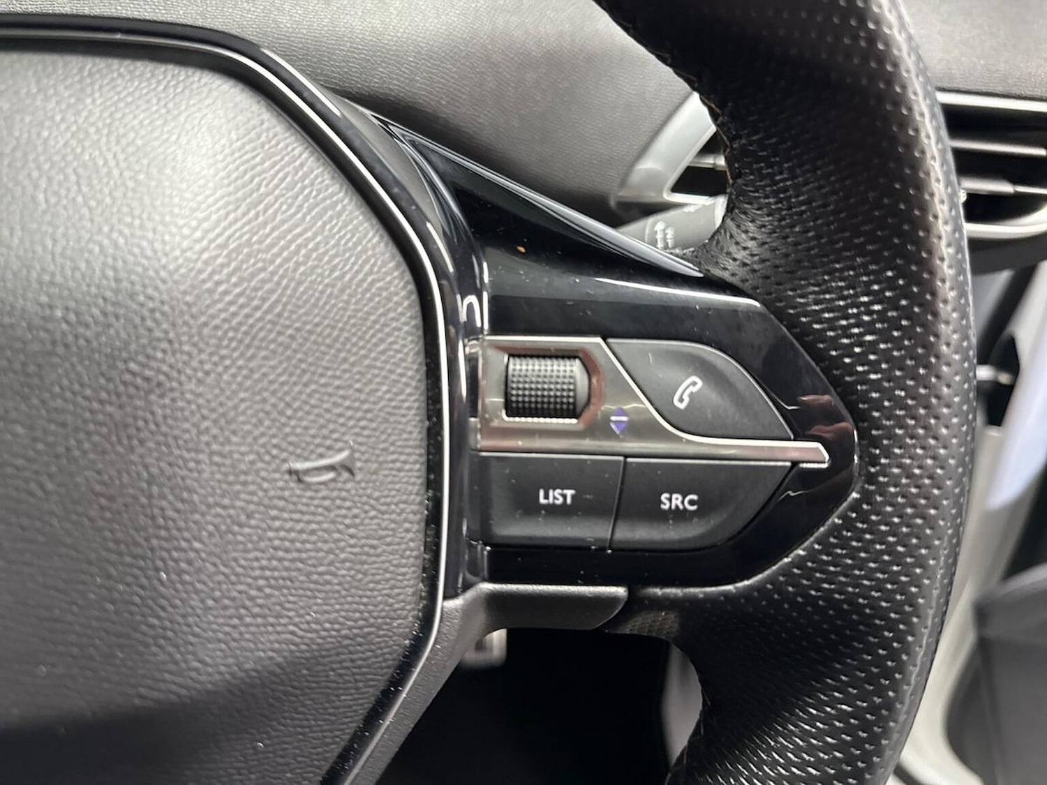 Used Peugeot 3008 2022 for sale - 76412478: Photo 25